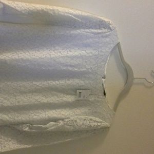 White flowered lace 3/4 sleeve dress